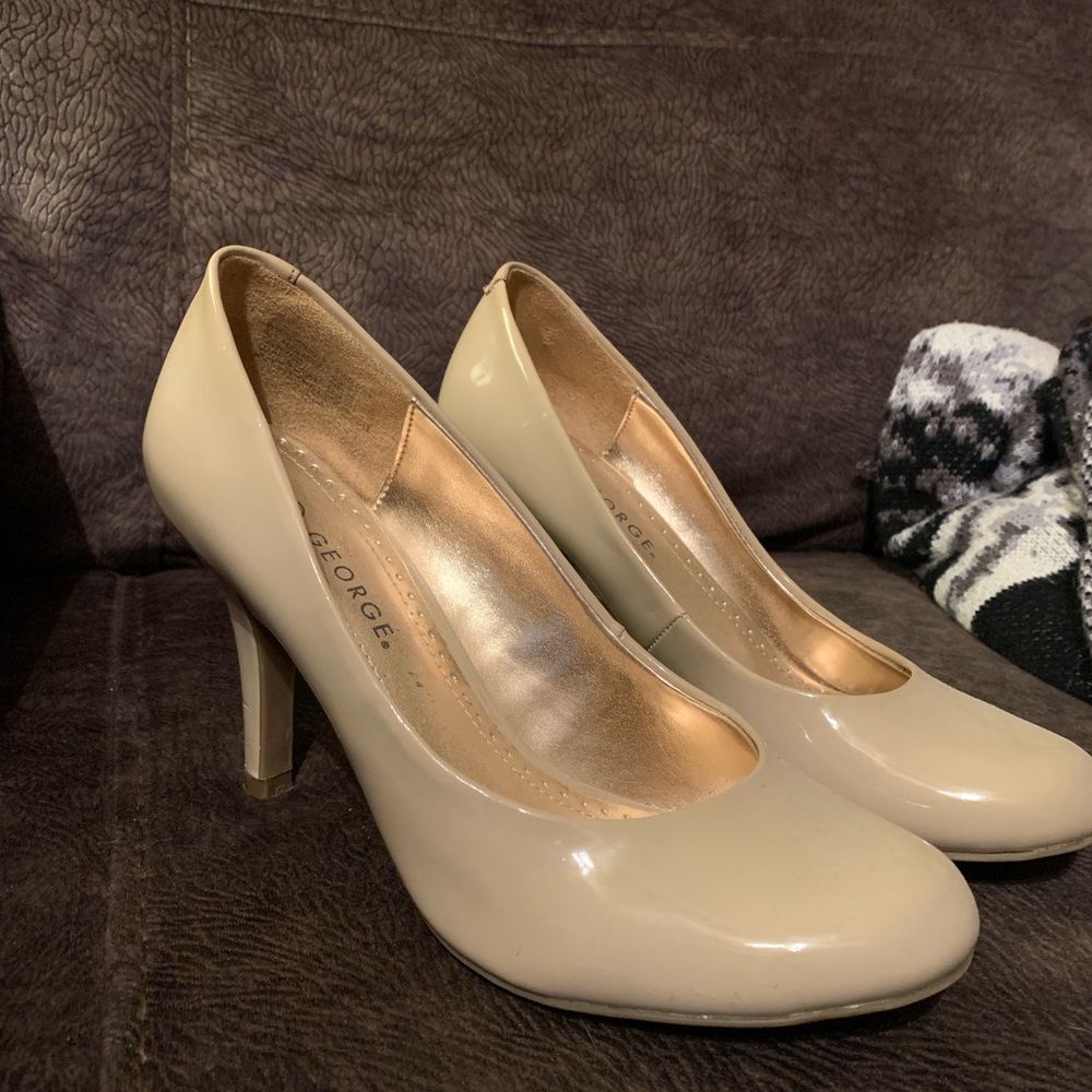 Tan closed toe heels